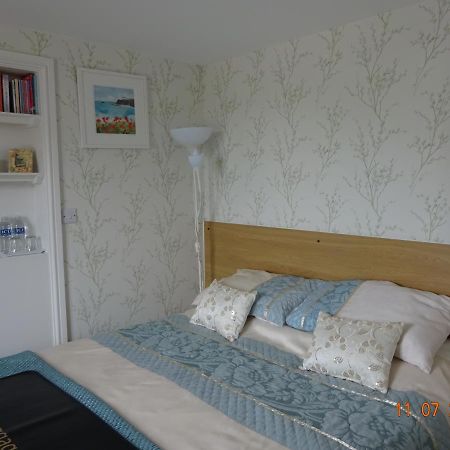 Sterling Bed & Breakfast Лландидно Экстерьер фото