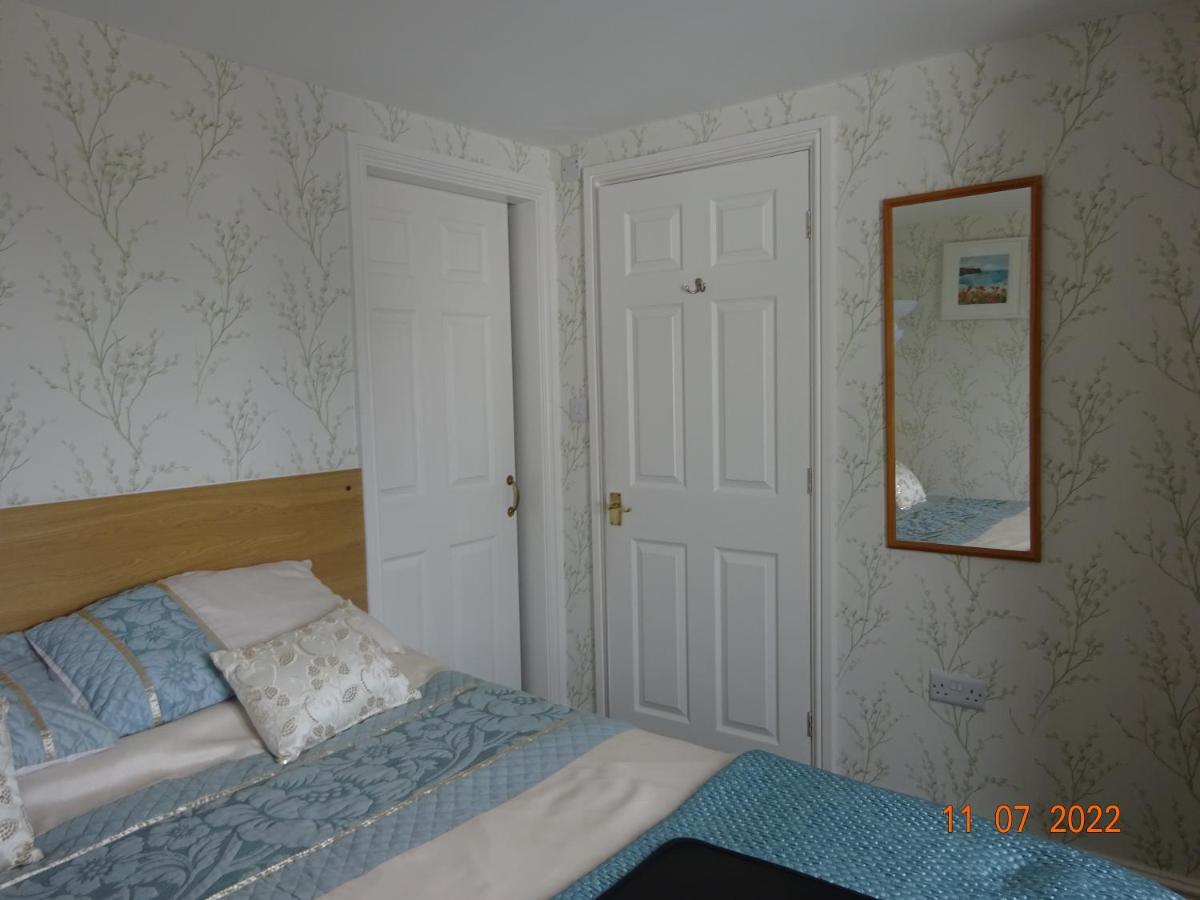 Sterling Bed & Breakfast Лландидно Экстерьер фото